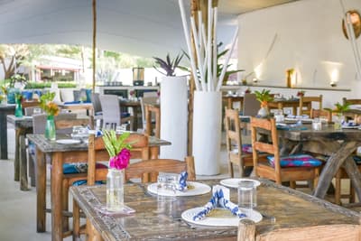 Indigo Beach Resort, vue 9
