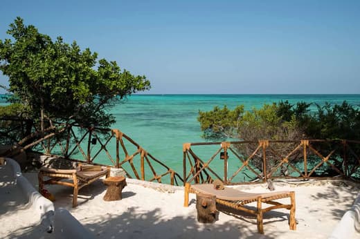 The Island Pongwe, vue 3